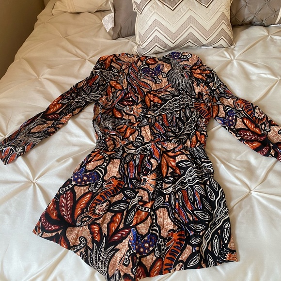 Frilly romper - Picture 2 of 2